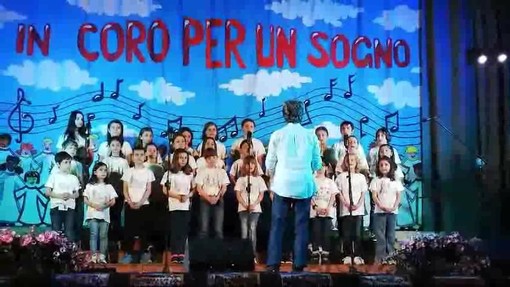 Cuori in coro all’Istituto Comprensivo di Gaglianico: “La musica non ha confini”.