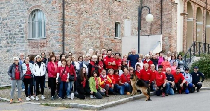 A Biella nuovo appuntamento con Camminando con la CRI (foto dalla pagina Facebook di Croce Rossa Italiana - Comitato di Biella) A Biella nuovo appuntamento con Camminando con la CRI (foto dalla pagina Facebook di Croce Rossa Italiana - Comitato di Biella)