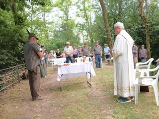 A Casapinta la tradizionale messa di chiusura del mese di maggio FOTO Claudio Nicola A Casapinta la tradizionale messa di chiusura del mese di maggio FOTO Claudio Nicola