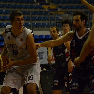 Basket - Una Cestistica a corrente alternata basta per battere Serravalle FOTOGALLERY Basket - Una Cestistica a corrente alternata basta per battere Serravalle FOTOGALLERY