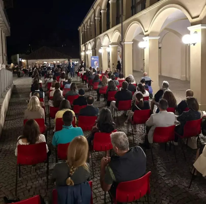 Biella, musica e note al palazzo della Provincia (foto dal sito web della Provincia di Biella) Biella, musica e note al palazzo della Provincia (foto dal sito web della Provincia di Biella)