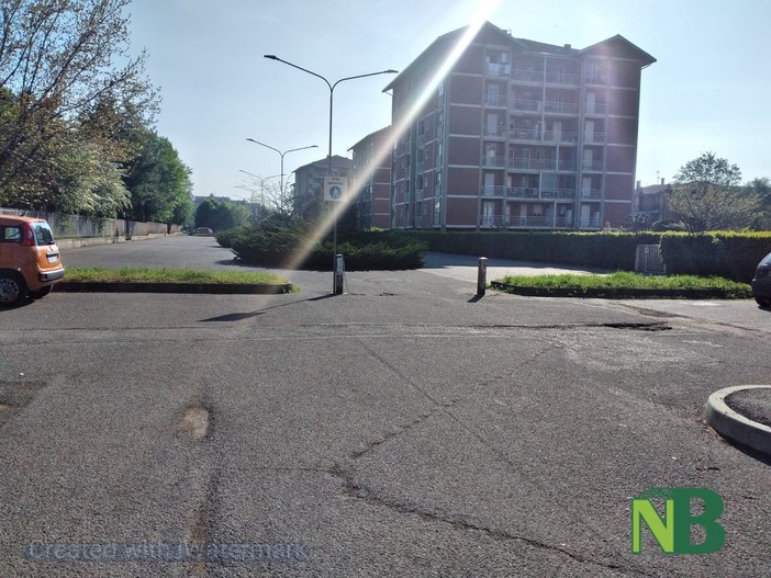 Strisce pedonali a Biella, una lettrice: "L’isola che non c ‘è” al Villaggio Lamarmora, foto archivio