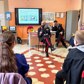 Legalità e prevenzione, i Carabinieri di Mottalciata incontrano gli alunni della Primaria di Castelletto Cervo