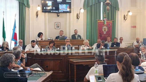 Consiglio comunale, Buongiorno Biella e Costruiamo Biella: “Ora il sindaco apra un vero confronto su mercato e giardini”