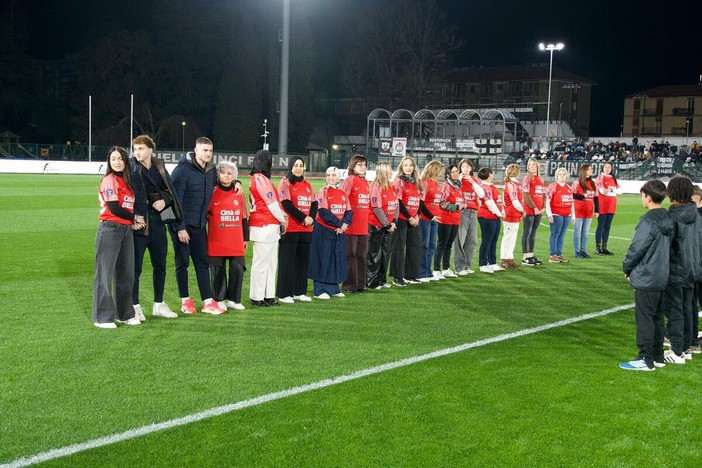 Calcio: dopo i papà, scendono in campo le mamme della Biellese Calcio: dopo i papà, scendono in campo le mamme della Biellese