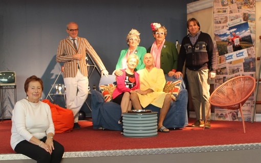 A teatro con "I nuovi camminanti" lo spettacolo “Tropa grasia, care magne”