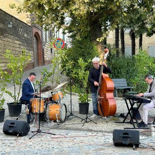 Al Biella Jazz Club arriva il trio “Calvi, Allara, Roffino”