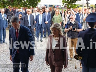 Ai Giardini Zumaglini un monumento per ricordare Francesco Cusano. Olivero: "Un'opera capace di parlare a tutti" FOTO e VIDEO Mattia Baù per newsbiella.it