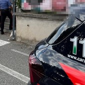 Controlli dei Carabinieri nei giardini di via Friuli Controlli dei Carabinieri nei giardini di via Friuli