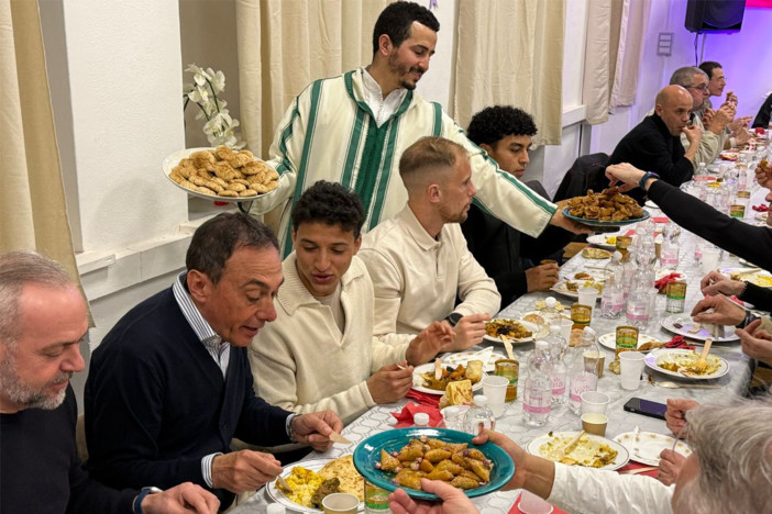 Condivisione e dialogo: a Vigliano l’iftar riunisce la Biellese e la comunità