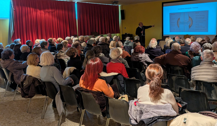 L'udito e i suoi problemi nell'anziano, se ne parla a Biella (foto di repertorio) L'udito e i suoi problemi nell'anziano, se ne parla a Biella (foto di repertorio)