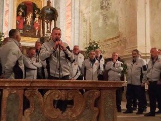 "Notte di note" del Coro la Campagnola a Mottalciata con ospiti OUT OF TIME e il Valsassina FOTO Di Lauretta Gronda