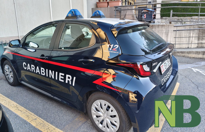 Valdilana, autoarticolato urta un mezzo in sosta (foto di repertorio)