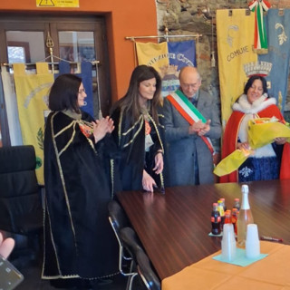 Giorni di festa a Roppolo tra fagiolate, balli in maschera e sfilate di carri FOTO