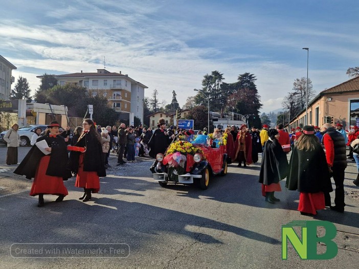 Carnevale a Biella, oggi la sfilata: strade piene, carri e festeggiamenti  - Foto di Mattia Baù, Davide Finatti e Stefania Zorio