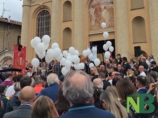 L'abbraccio commosso di Candelo a Cristian Bonifacio: "Beato chi ti ha conosciuto" L'abbraccio commosso di Candelo a Cristian Bonifacio: "Beato chi ti ha conosciuto"