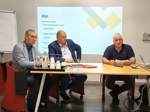 Rsa, Cgil e Federconsumatori Piemonte contro la Regione: "Asl paghi a tutti metà retta. Pronti alle cause" Rsa, Cgil e Federconsumatori Piemonte contro la Regione: "Asl paghi a tutti metà retta. Pronti alle cause"