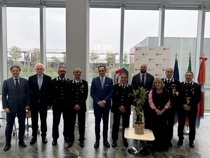 Il Piemonte è la prima regione d’Italia a ricevere l’Albero della Legalità di Giovanni Falcone Il Piemonte è la prima regione d’Italia a ricevere l’Albero della Legalità di Giovanni Falcone