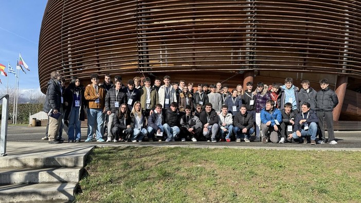 Biella, il Liceo dell’ITIS in visita al CERN di Ginevra FOTO