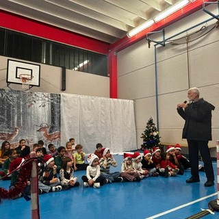 Gli allievi delle elementari di Castelletto Cervo architetti di “Un Viaggio di Natale”