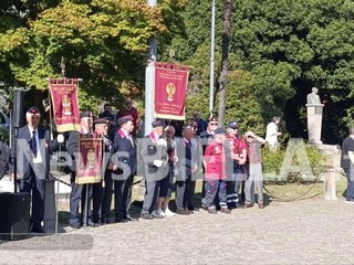 Ai Giardini Zumaglini un monumento per ricordare Francesco Cusano. Olivero: "Un'opera capace di parlare a tutti" FOTO e VIDEO Mattia Baù per newsbiella.it
