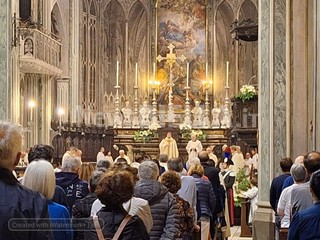 Corpus Domini a Biella: fedeli in processione dopo la Messa FOTO Nicola Rasolo per newsbiella.it