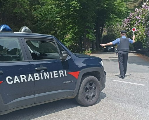 Non si ferma all’alt dei Carabinieri, si dà alla fuga nelle strade di Cerrione (foto di repertorio)