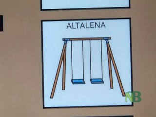 Biella sempre più inclusiva con simboli CAA  nei giochi al parco Arequipa