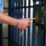 Carcere di Biella, poliziotti penitenziari feriti. SAPPE: "Violenza fuori controllo, ora basta"