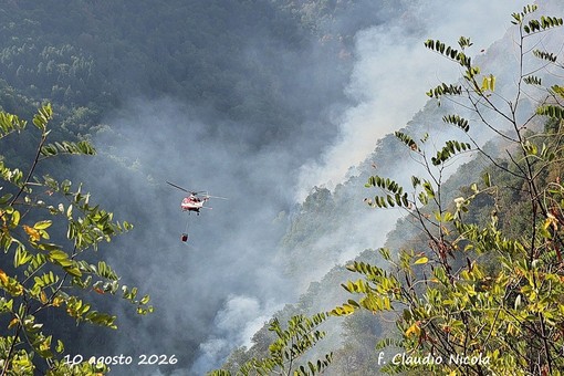Coggiola, lo scatto di Claudio Nicola durante i lanci d’acqua Coggiola, lo scatto di Claudio Nicola durante i lanci d’acqua