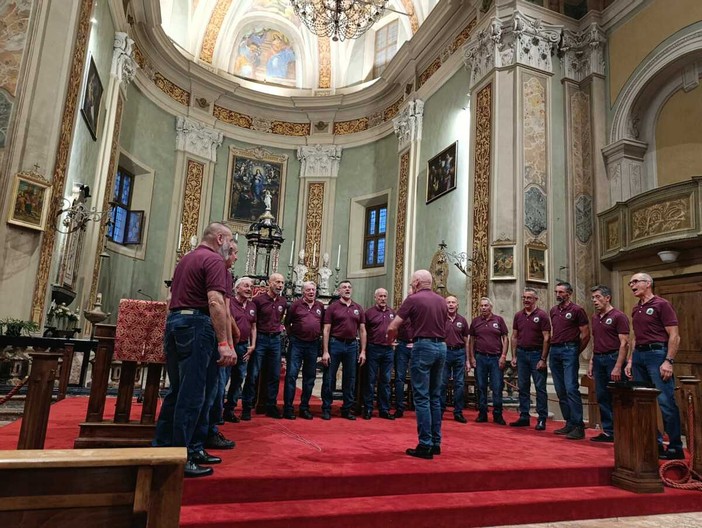 Concerto in trasferta per il Coro La Campagnola di Mottalciata FOTO Concerto in trasferta per il Coro La Campagnola di Mottalciata FOTO