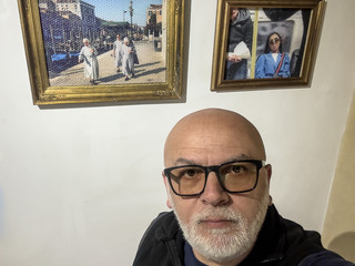 Le stampe su pluriball di Ceretti alla collettiva “STREET-PHOTOGRAPHY” in Toscana