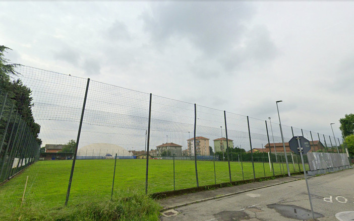 Sandigliano, lavori al campo sportivo: nuova tubazione del gas