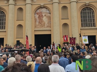 L'abbraccio commosso di Candelo a Cristian Bonifacio: "Beato chi ti ha conosciuto" L'abbraccio commosso di Candelo a Cristian Bonifacio: "Beato chi ti ha conosciuto"
