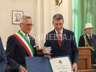 Biella, cittadinanza onoraria alla Polizia di Stato nel ricordo di Cusano. Pisani: "Onorato di essere qui"