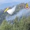 Incendio Monte Barone, nuovo fronte a Cime Bors: intervengono due Canadair Incendio Monte Barone, nuovo fronte a Cime Bors: intervengono due Canadair