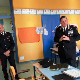 carabinieri scuola