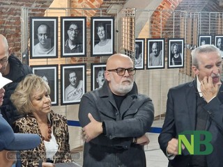 “Ritratti allo specchio”: la mostra che ci invita a guardare oltre le apparenze “Ritratti allo specchio”: la mostra che ci invita a guardare oltre le apparenze