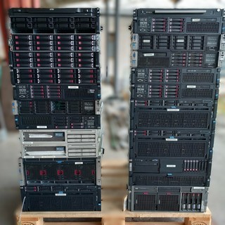 Il gruppo Sella dona apparati IT storici al Museo del Computer di Camburzano