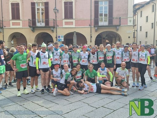 Tommaso Bonino trionfa nella Piazzo Cost to Cost 2026 tra palazzi storici e antiche coste (servizio di Nicola Rasolo per newsbiella.it) Tommaso Bonino trionfa nella Piazzo Cost to Cost 2026 tra palazzi storici e antiche coste (servizio di Nicola Rasolo per newsbiella.it)