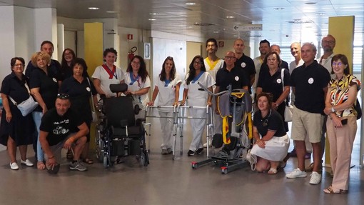 "Una goccia per un sorriso": nuove attrezzature per la Medicina Interna dell'Ospedale di Biella "Una goccia per un sorriso": nuove attrezzature per la Medicina Interna dell'Ospedale di Biella