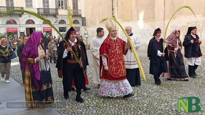 Domenica delle Palme a Biella, tanti fedeli tra processione e messa in Cattedrale - Servizio di Mattia Baù