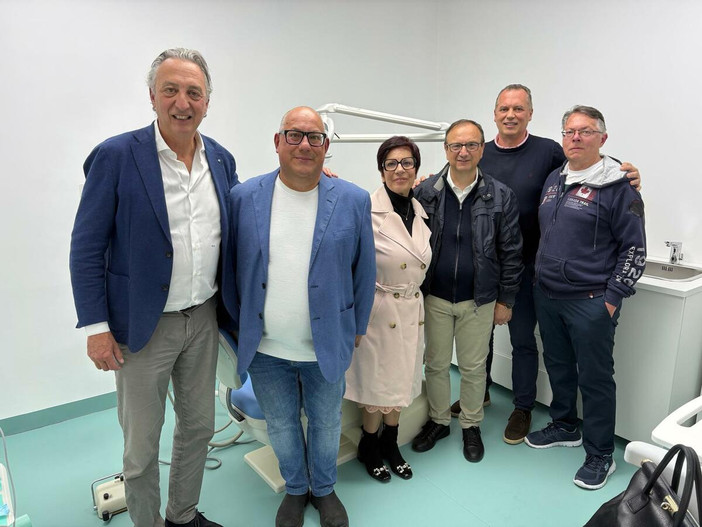 Quaregna Cerreto, inaugurato il nuovo studio “Dental Medica” Quaregna Cerreto, inaugurato il nuovo studio “Dental Medica”