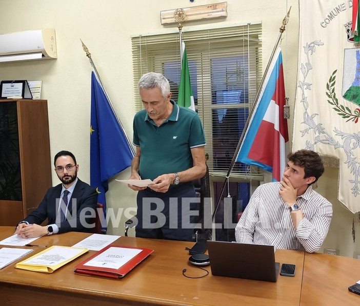 Ronco Biellese, il congedo del sindaco Celestino Lanza: “Mi assumo le mie responsabilità ma sempre agito per il bene del paese” FOTO