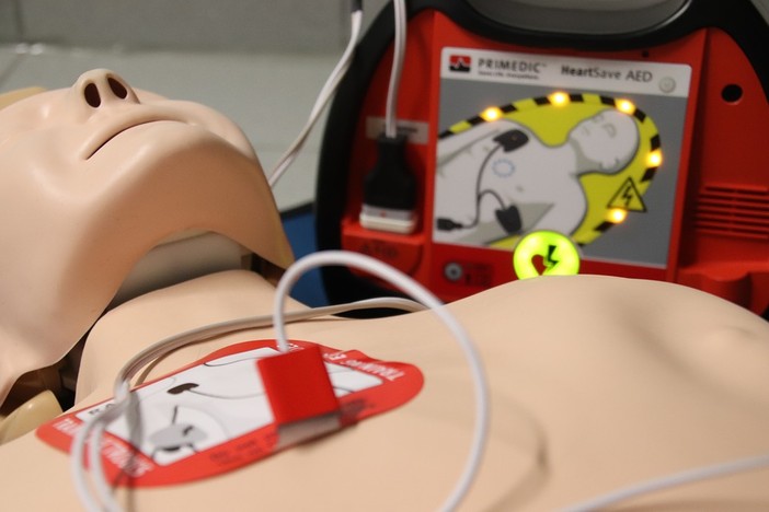 A Biella arriva un nuovo defibrillatore