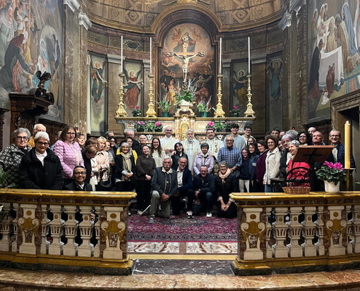 Valdengo in festa per i 50 anni di sacerdozio di don Luigi, presente anche il vescovo Farinella Valdengo in festa per i 50 anni di sacerdozio di don Luigi, presente anche il vescovo Farinella