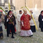 Domenica delle Palme a Biella, tanti fedeli tra processione e messa in Cattedrale - Servizio di Mattia Baù Domenica delle Palme a Biella, tanti fedeli tra processione e messa in Cattedrale - Servizio di Mattia Baù