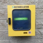 Defibrillatori nei rifugi di montagna, in arrivo nuovi presidi salvavita: 3 saranno nel Biellese (foto di repertorio)