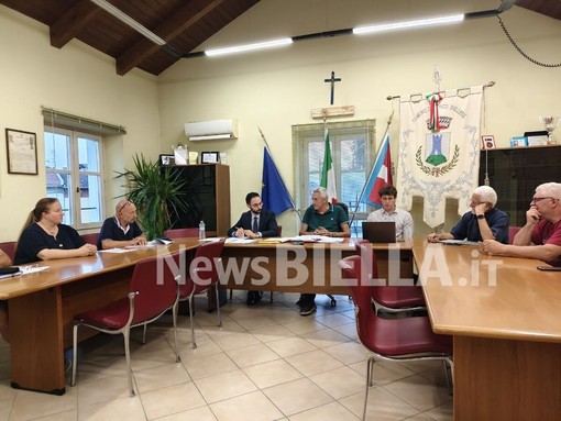 Ronco, il Prefetto sospende il consiglio comunale dopo le dimissioni del sindaco: nominati commissario e subcommissario (foto di repertorio) Ronco, il Prefetto sospende il consiglio comunale dopo le dimissioni del sindaco: nominati commissario e subcommissario (foto di repertorio)