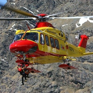 Dal Nord Ovest - Bloccati sulla via ferrata dei Funs, salvati 3 escursionisti (foto di repertorio)